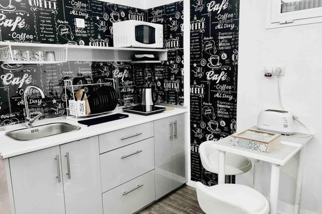 Apartamento Moderno Tipo Semisotano En Playa Las Canteras Con Wifi Las Palmas de Gran Canaria Extérieur photo